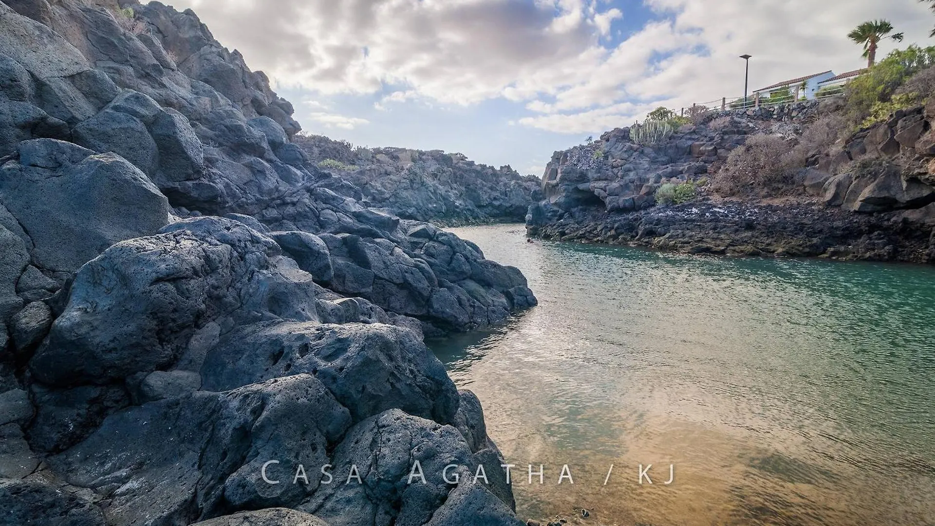 Casa Agatha - 3 Terraces, Ac, Tv Channels, 2 Bedrooms & Bathrooms, Heated Pool San Miguel de Abona