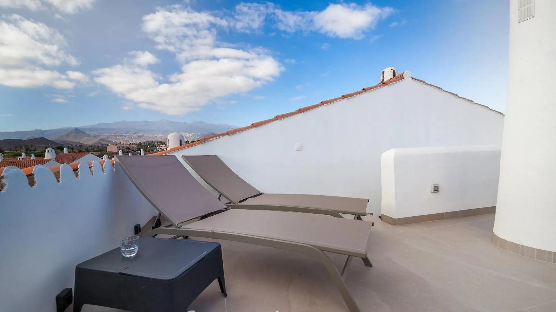 Apartment Casa Agatha - 3 Terraces, Ac, Tv Channels, 2 Bedrooms & Bathrooms, Heated Pool San Miguel de Abona